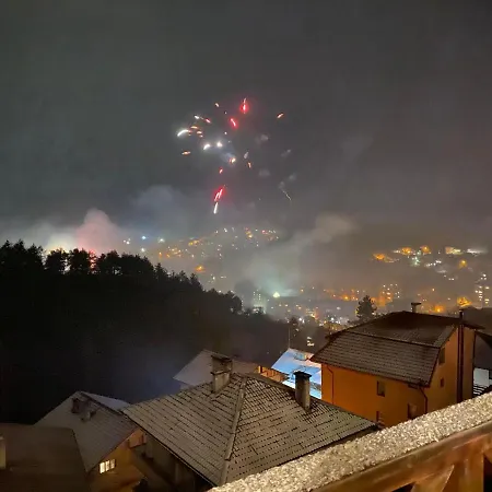 Planinski Polah House بيت للعطل *