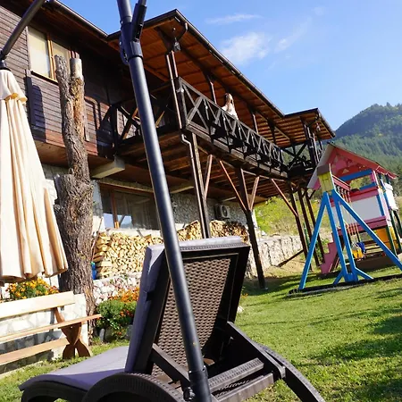 Planinski Polah House Vakantiehuis *