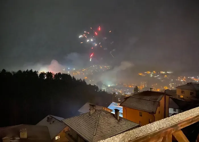 Planinski Polah House بيت للعطل *