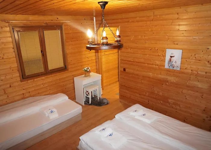 Planinski Polah House * ديفين